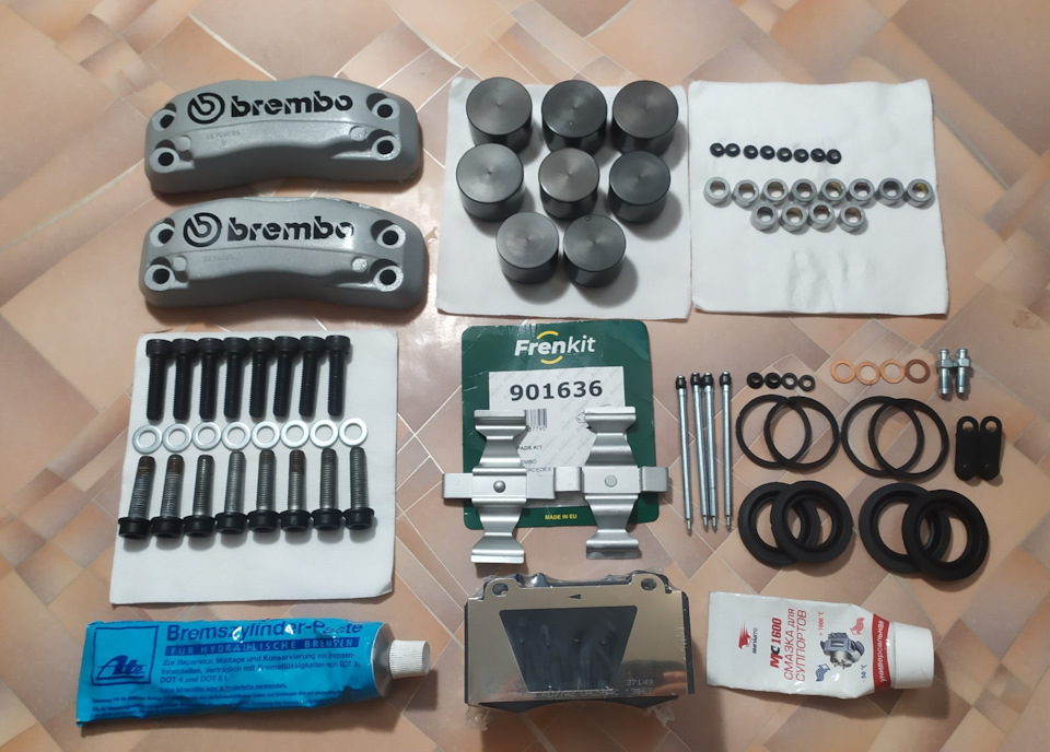 Rebuild Brembo 4 pot 25 years ago — Nissan Teana (J32), 2,5 л, 2011