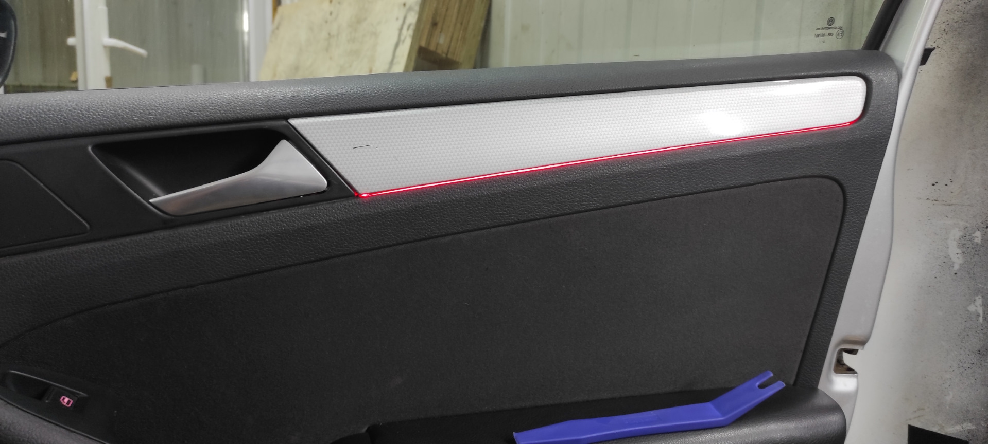 Ambient Lightning Jetta 6 Бюджетно — Volkswagen Jetta VI, 1,6 л, 2014