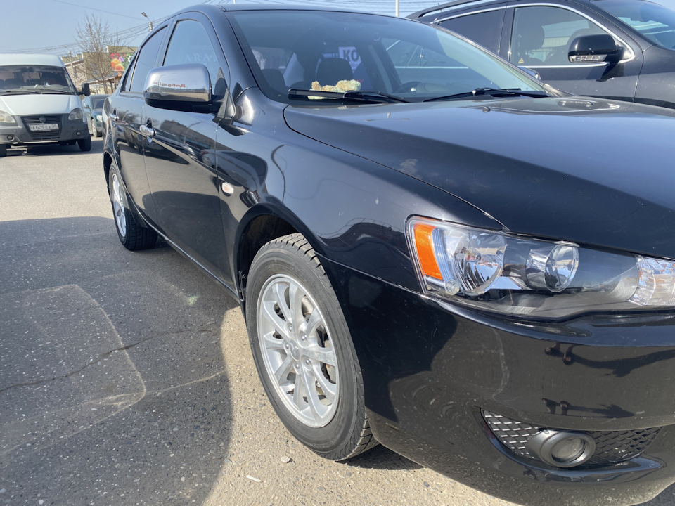 Вытягивание вмятин без покраски — Mitsubishi Lancer X, 1,5 л, 2010 года ...