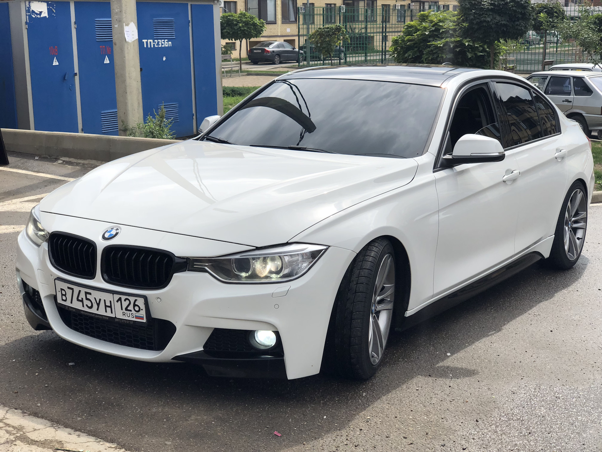 Отзывы бмв. BMW 3 Series f30. BMW 3 2012. BMW f30 2012. BMW 3 Series 2012.