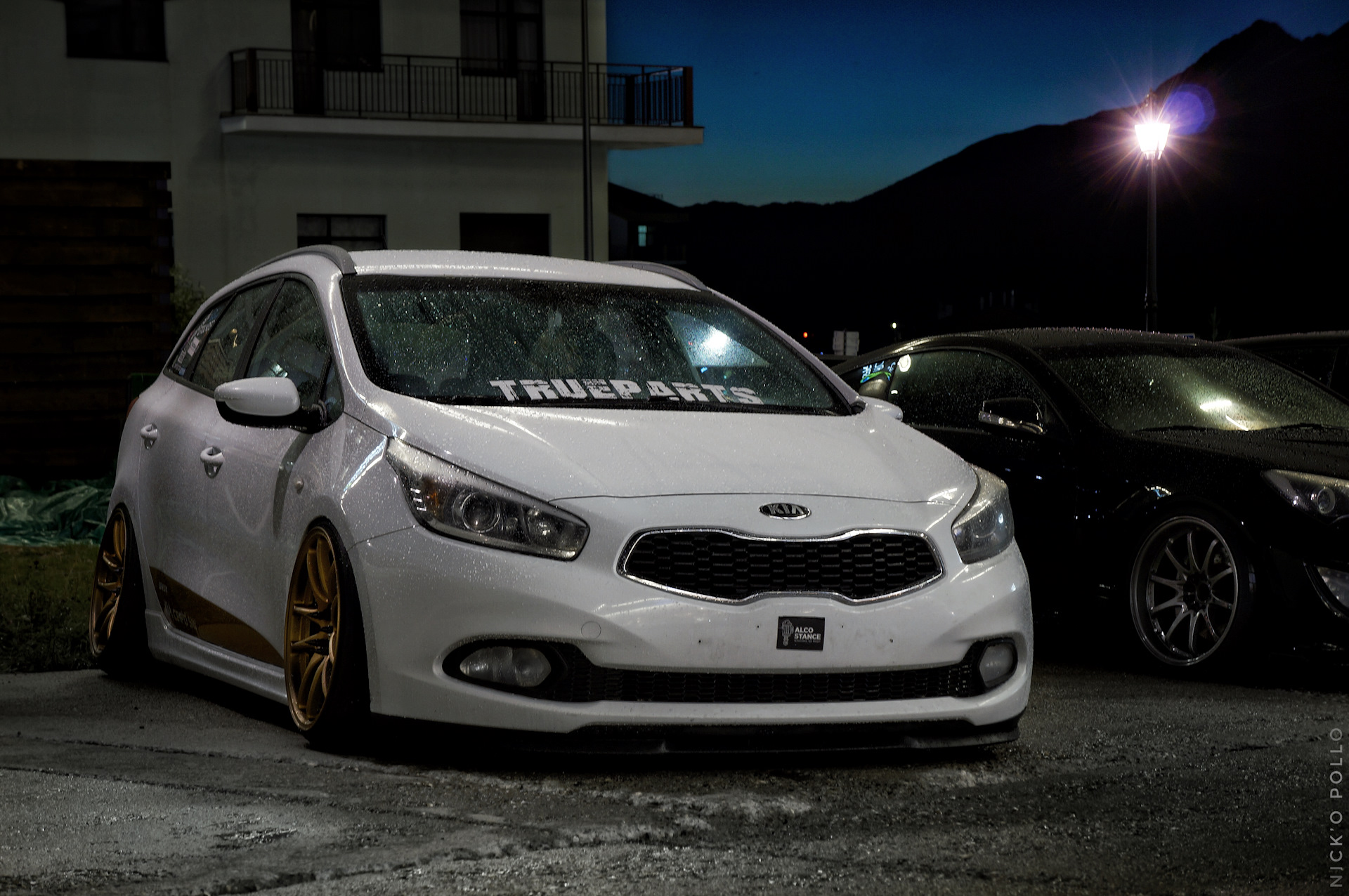 kia ceed stance