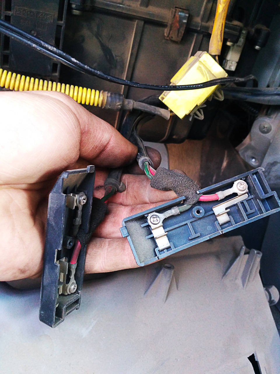 Клинит ручник — Ford Mondeo IV, 2,3 л, 2008 года | наблюдение | DRIVE2