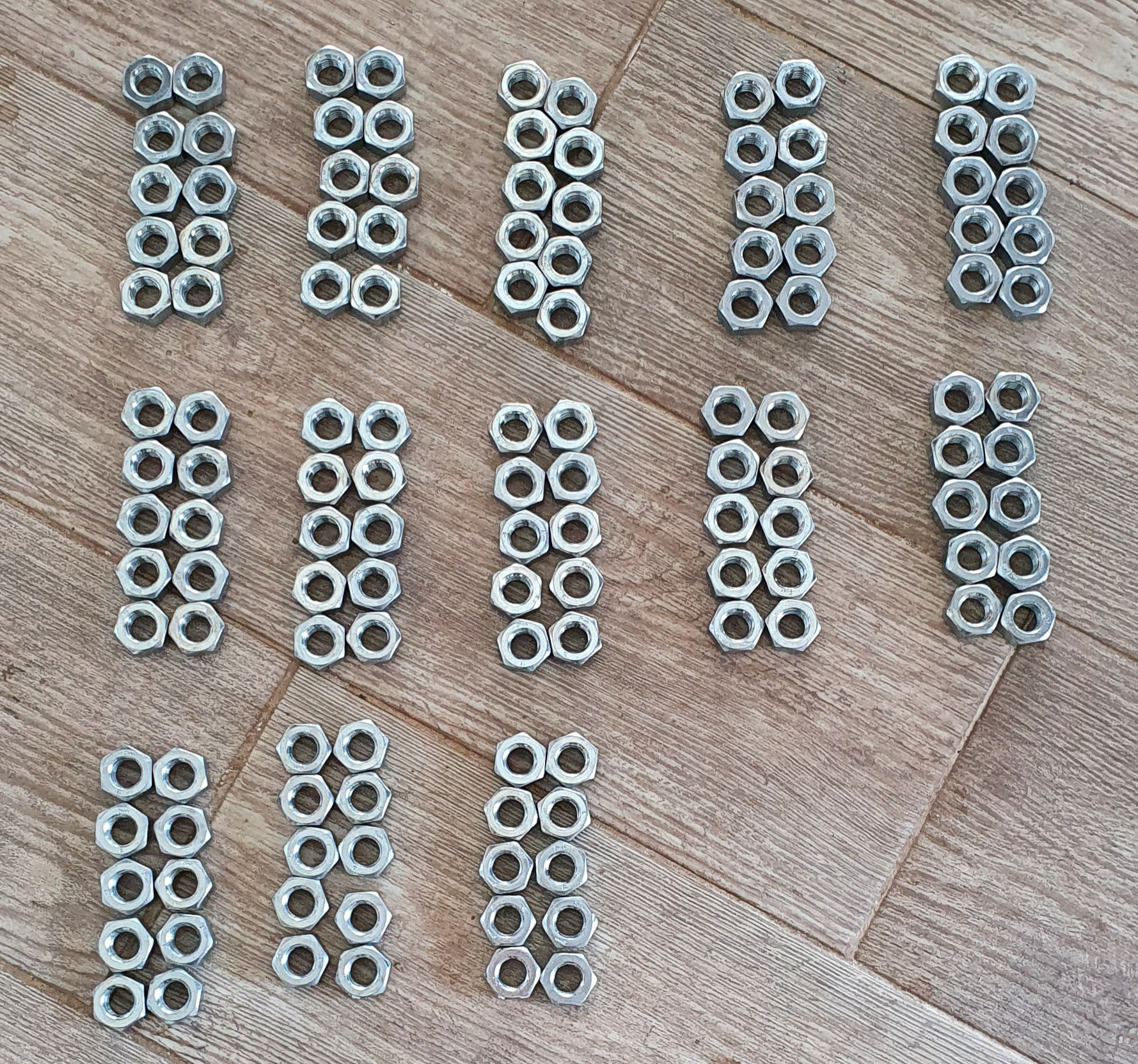 Ещё не Лофт, но уже без шурупов — столярка на болтах и гайках ...