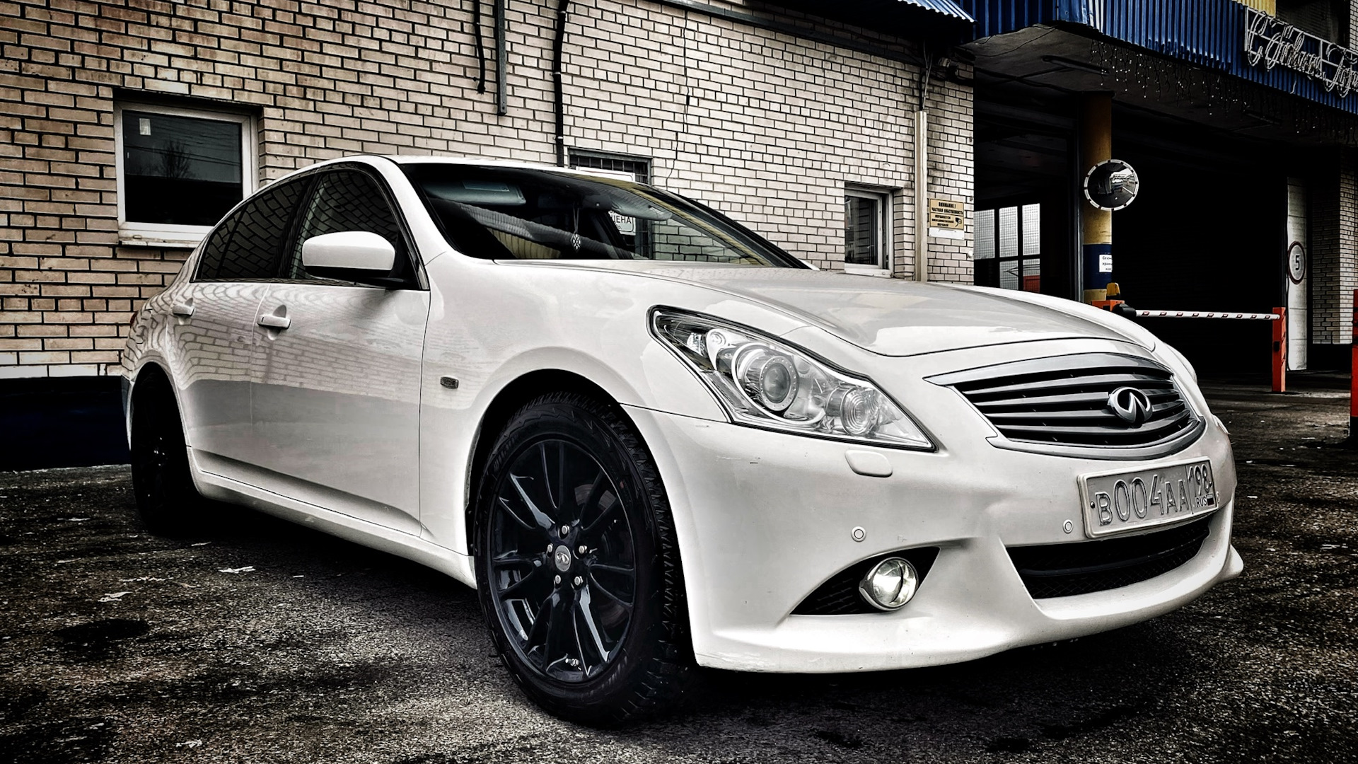 Инфинити джи 25. Infiniti g 25 стайлинг переднего бампера. Инфинити 25 отзывы. Инфинити 25 отзывы. Инфинити г25.