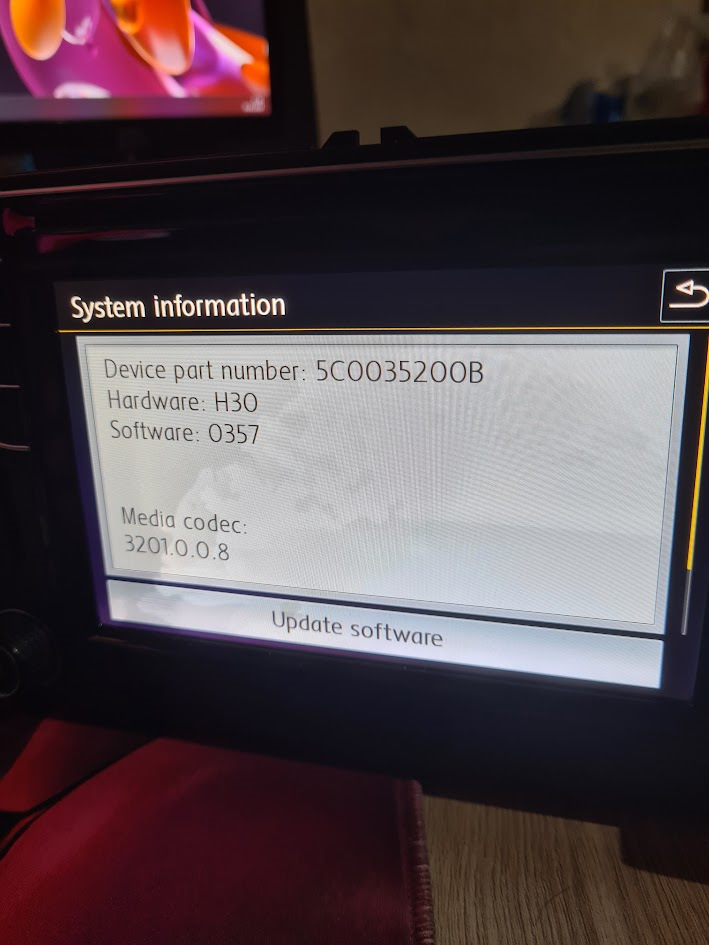 #1 Снятие защиты компонентов и установка Composition Media — Volkswagen ...