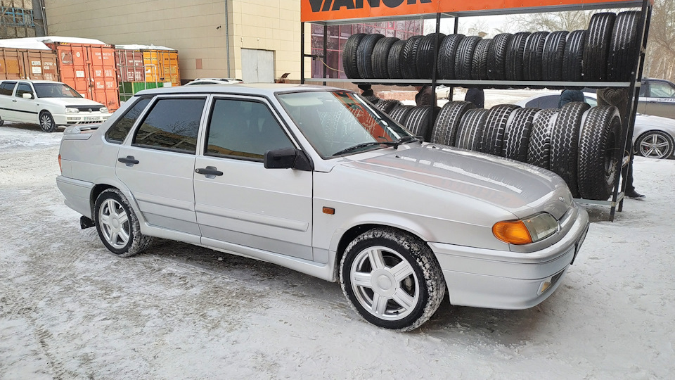 Зимние фотки)) - Lada 2115, 1,6 л, 2012 года фотография DRIVE2