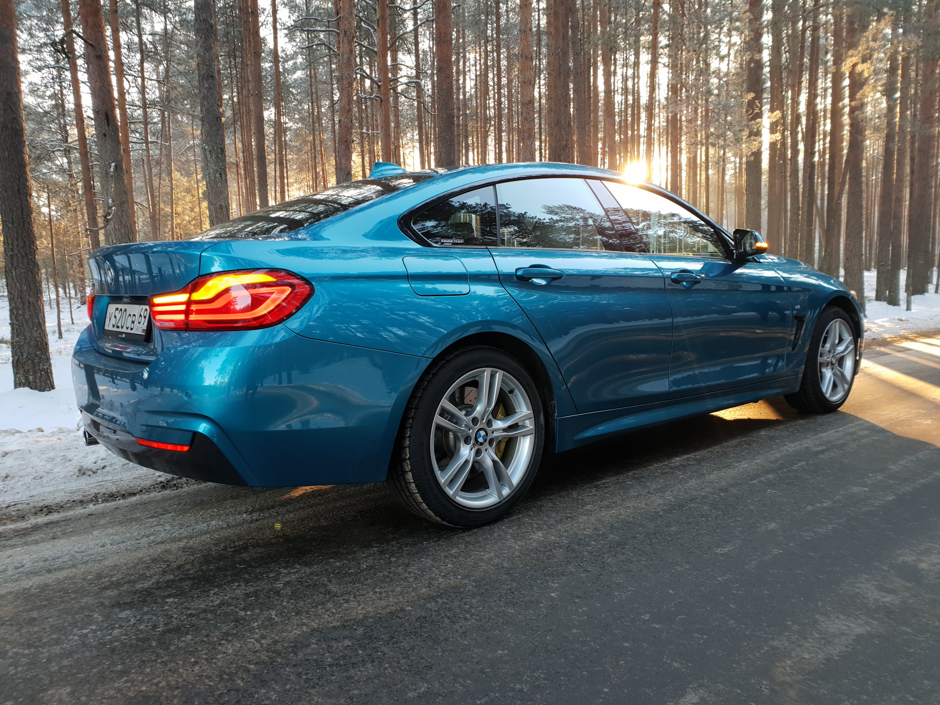 Синяя 2017. BMW f36 Blue. BMW 4 Gran Coupe Snapper Blue Rock. BMW 4 Gran Coupe. BMW f36 Gran Coupe Blue.