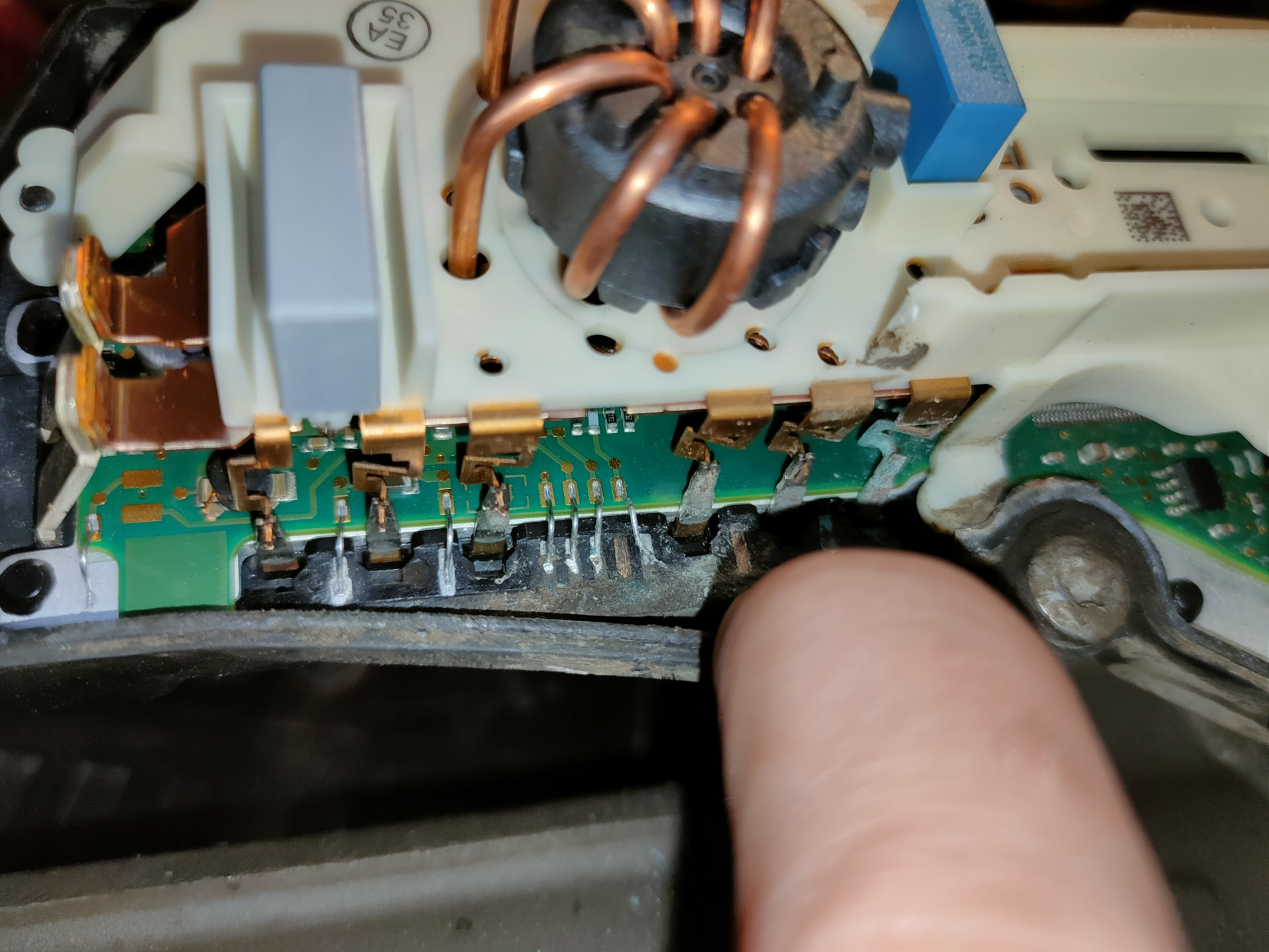 Вот всегда говорил, если что-то хочешь сделать хорошо, сделай это сам ...