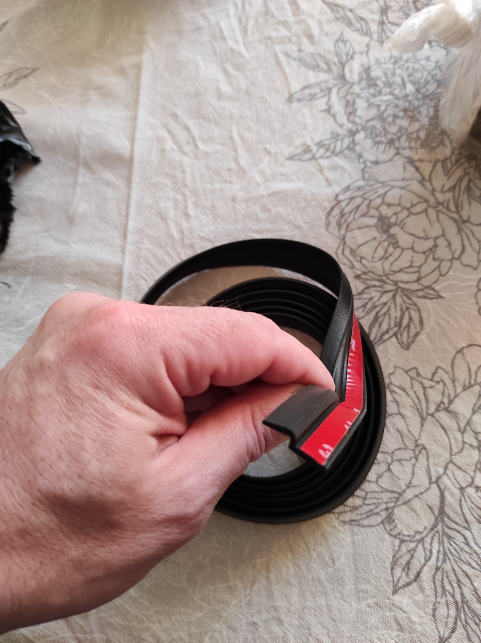 cluCWQFn7MCj8uZmBXB8vwHQfCc 960 chery tiggo 7 pro уплотнитель задней двери