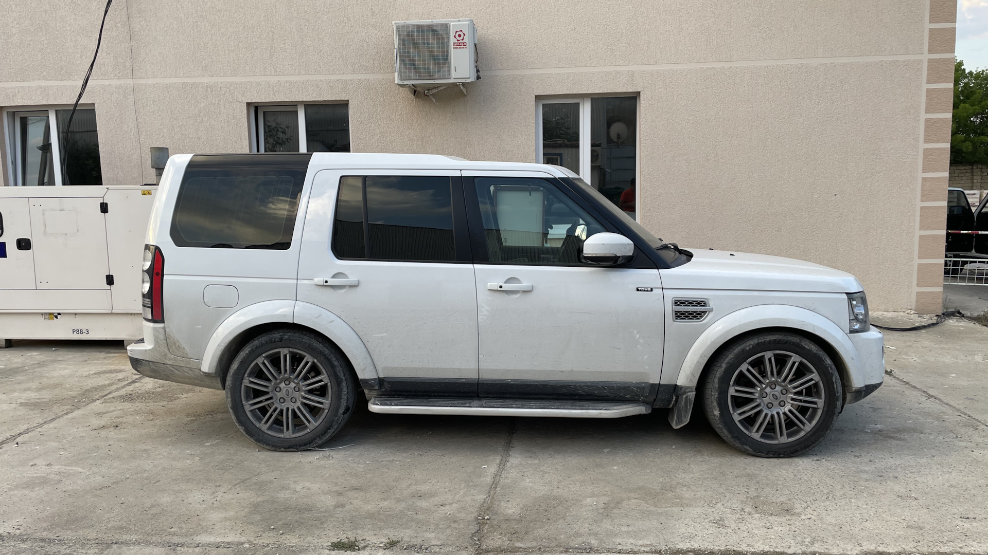 Land Rover Discovery IV 3.0 дизельный 2014 | На пути к идеалу… на DRIVE2