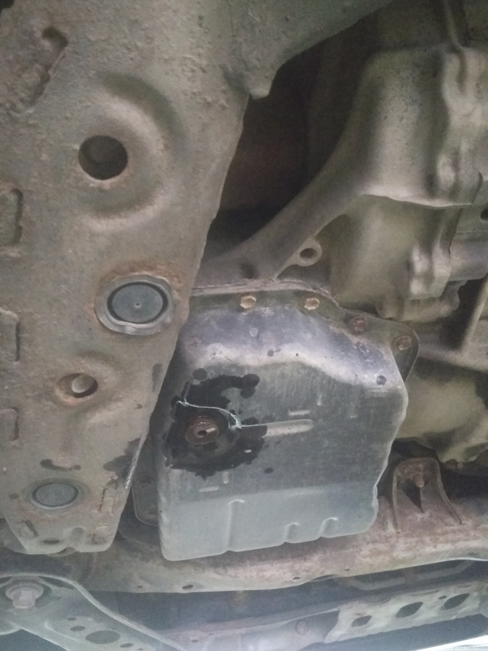 18. Замена масла в коробке в Камри 3.5 — Toyota Camry (XV40), 3,5 л ...