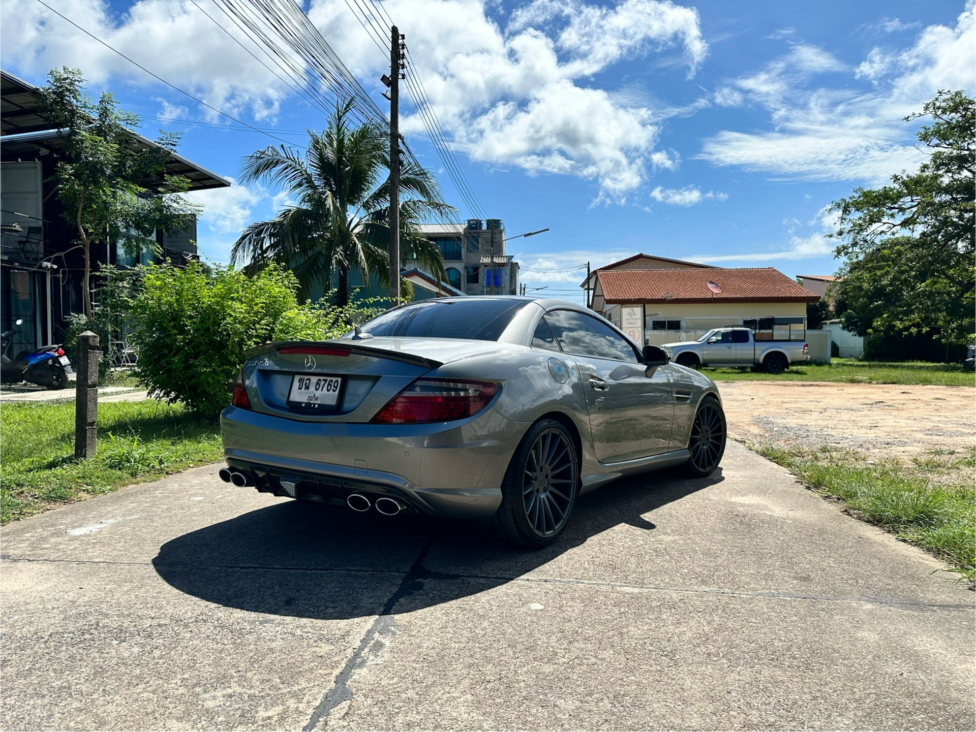 Все carbon детали на месте 💪🏻 — Mercedes-Benz SLK (R172), 1,8 л, 2012 ...