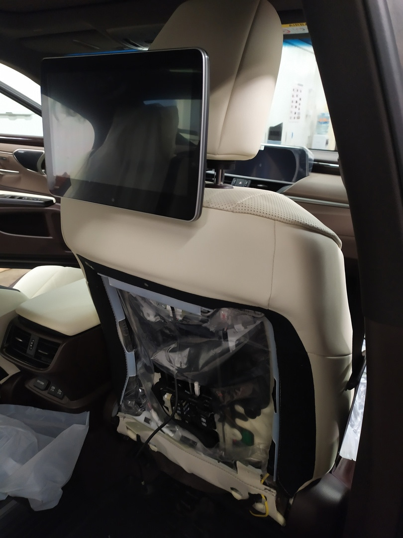 Мониторы для пассажиров заднегоряда. — Автоман на DRIVE2