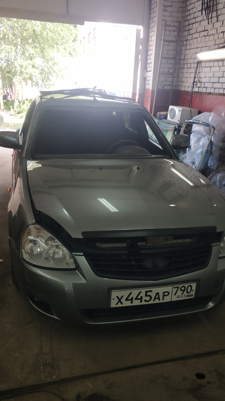 Замена лобового стекла — Lada Приора хэтчбек, 1,6 л, 2013 года | визит ...