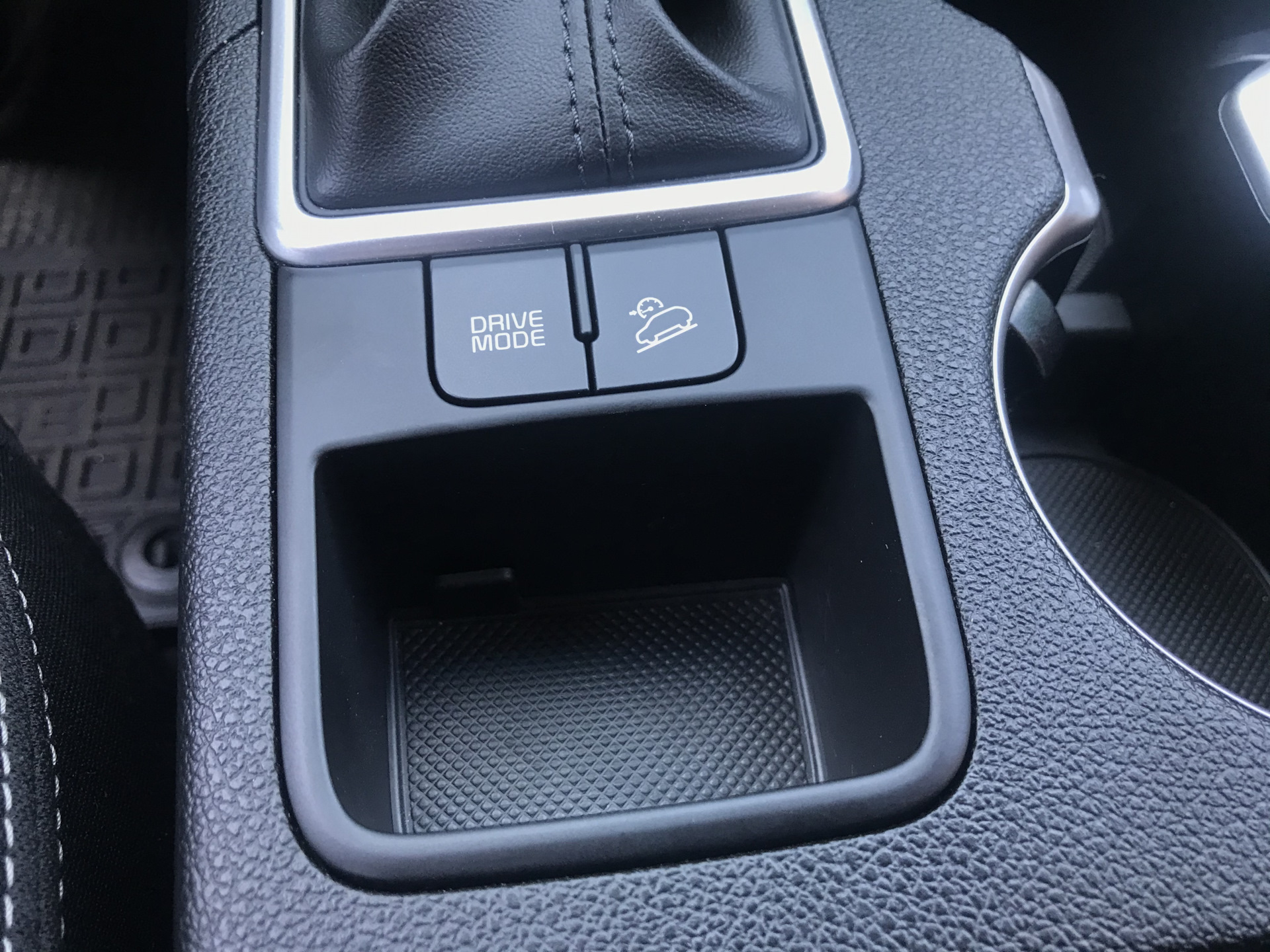 Кнопка DRIVE MODE — KIA Sportage (4G), 1,6 л, 2019 года | тюнинг | DRIVE2