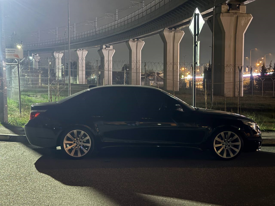 Фото в бортжурнале BMW 5 series (E60)