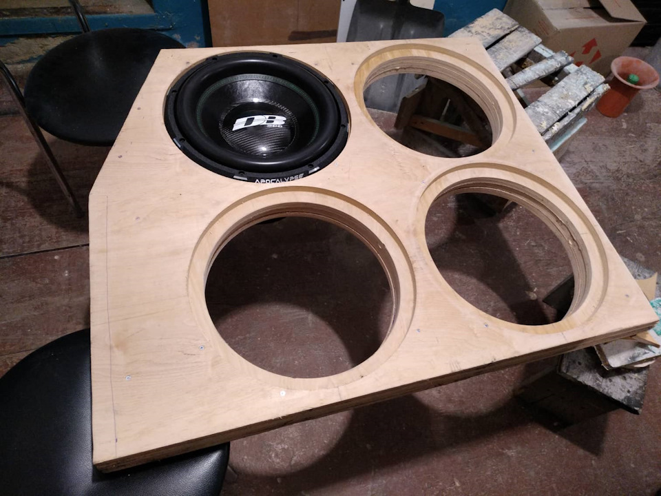 Постройка "стены" в ВАЗ 2113. Часть 2 — доделываем начатое. — Lada 2113 ...