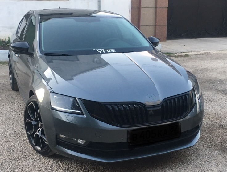 Skoda Octavia a7 FL синяя матовая