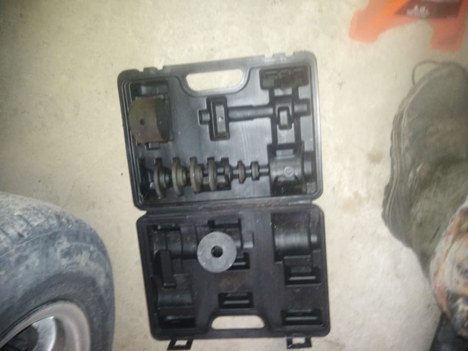 Установка нерегулируемых передних подшипников от Лада 4х4 Урбан ...