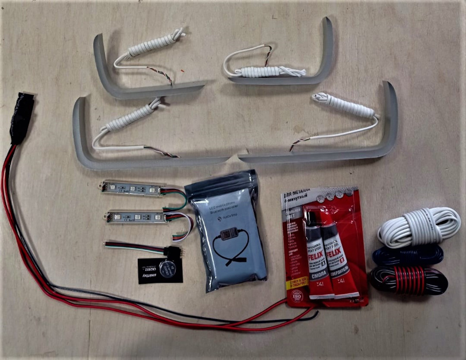 LED ангельские глазки TAU tech в фары Toyota Mark II 100 дорестайлинг ...