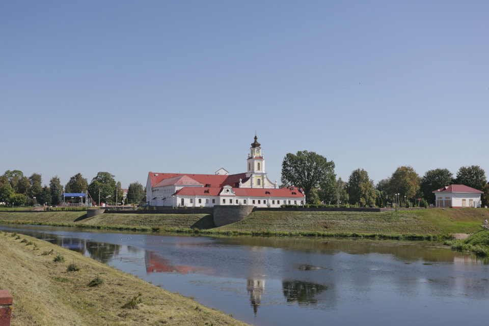 Фото в бортжурнале Toyota Sequoia (1G)