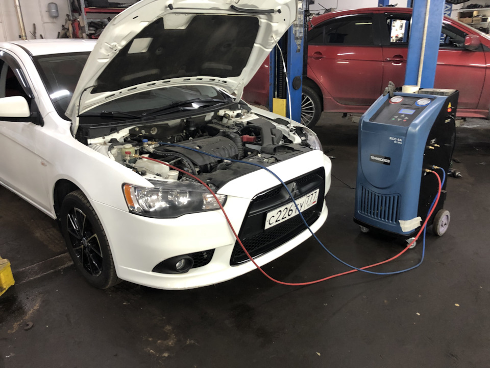 Решил проблему с кондером — Mitsubishi Lancer X, 1,8 л, 2014 года ...