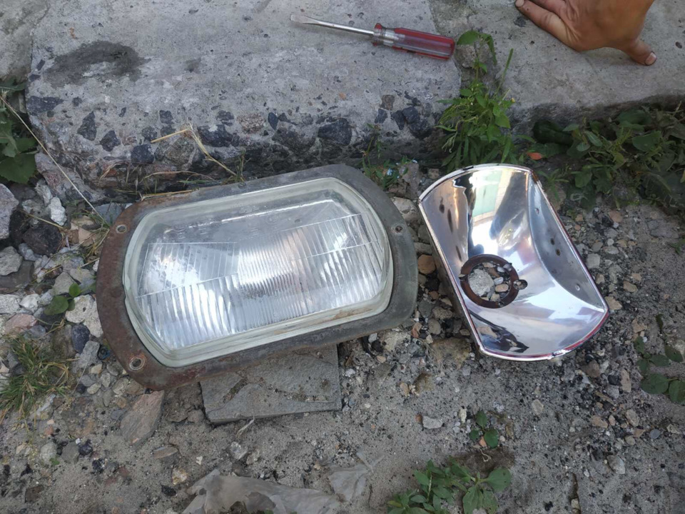 Замена отражателя фары — Москвич 2137, 1,5 л, 1984 года | электроника ...