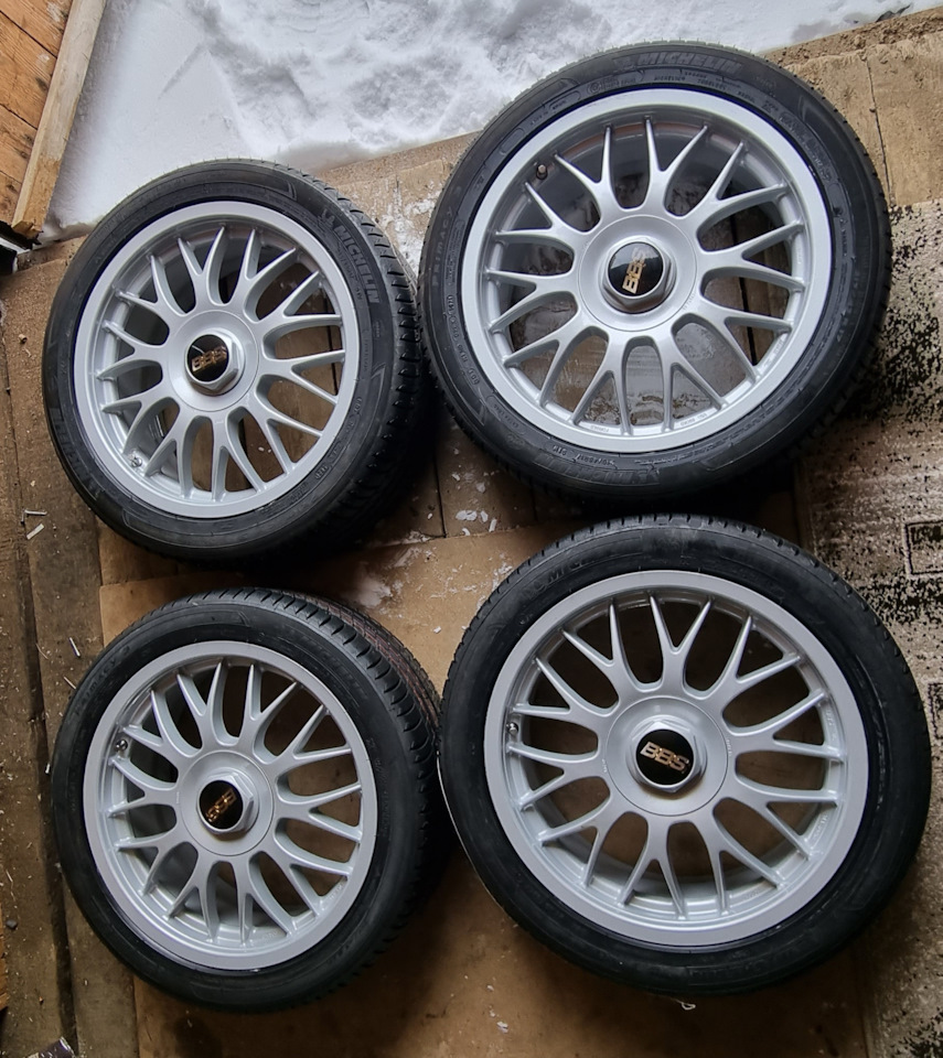 Шины летние Michelin 215/45 R17, кованые диски BBS 7Jx17 ET45 5x100 на  Skoda Rapid (2G), Volkswagen Golf Mk4, Volkswagen Polo Sedan GT. Б/у | 99  999 ₽ в городе Санкт-Петербург | DRIVE2