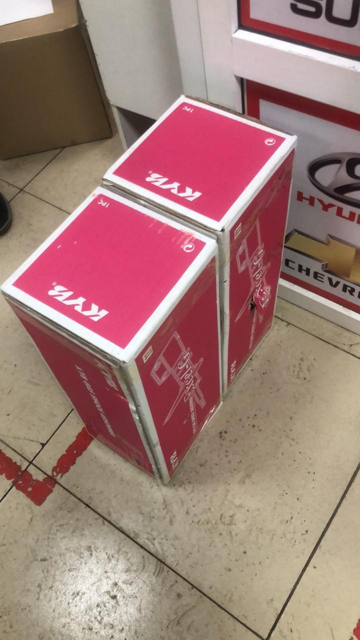 Замена передних амортизаторов — Toyota Camry (XV30), 2,4 л, 2005 года ...