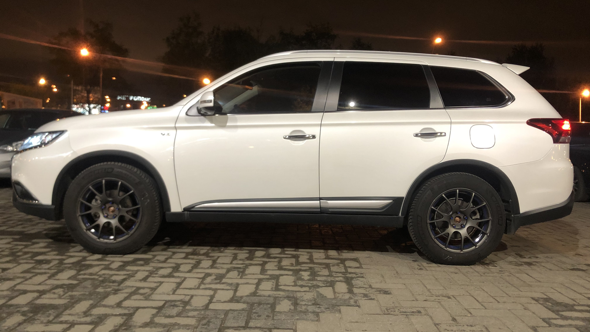 Mitsubishi Outlander (3G) 3.0 бензиновый 2019 | GT-F на DRIVE2