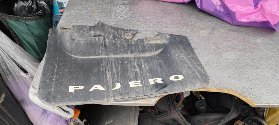 Фото в бортжурнале Mitsubishi Pajero (4G)