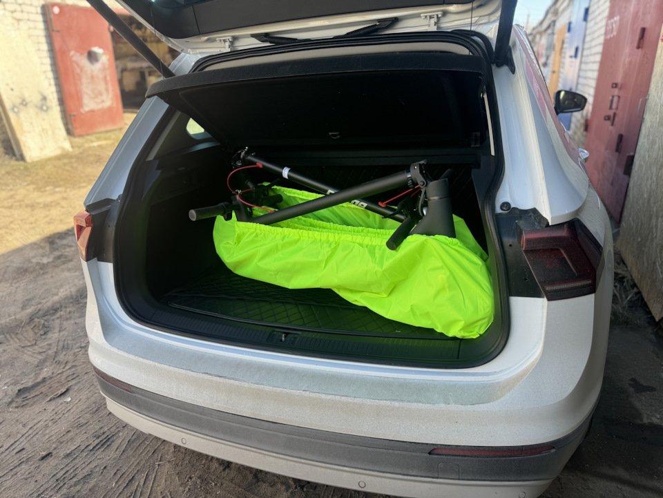 5️⃣2️⃣ Два самоката в багажник Tiguan2 — ЛЕГКО! — Volkswagen Tiguan (2G ...