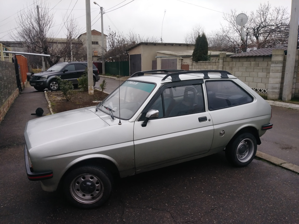 Багажник на крышу. — Ford Fiesta (Mk I), 0,9 л, 1982 года | своими ...