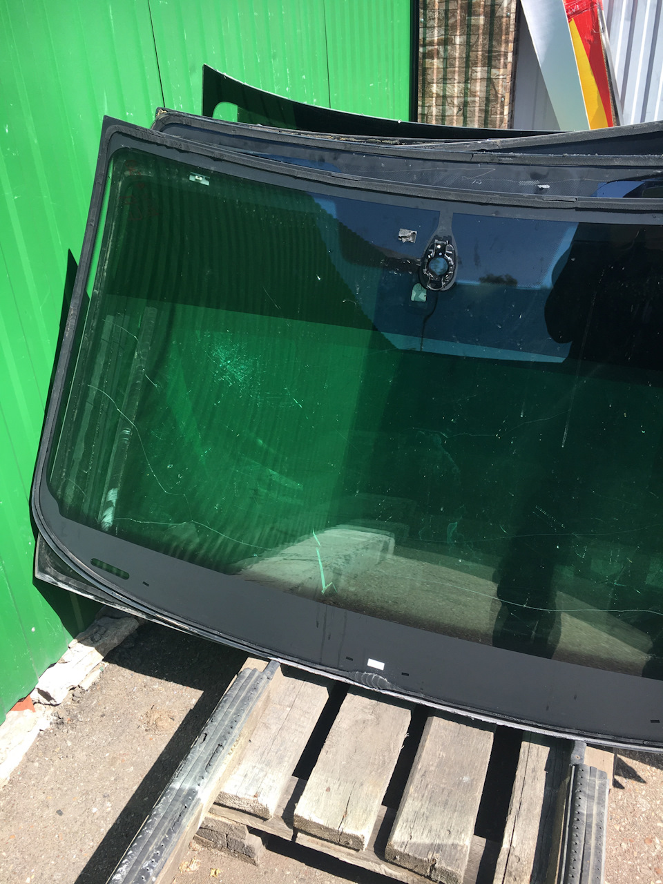 Замена лобового стекла — Skoda Octavia A7 Mk3, 1,8 л, 2017 года | визит ...