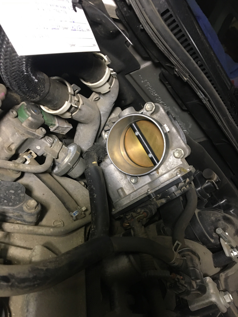 Замена свечей, фильтров. Очистка дроссельной заслонки, впускного ...