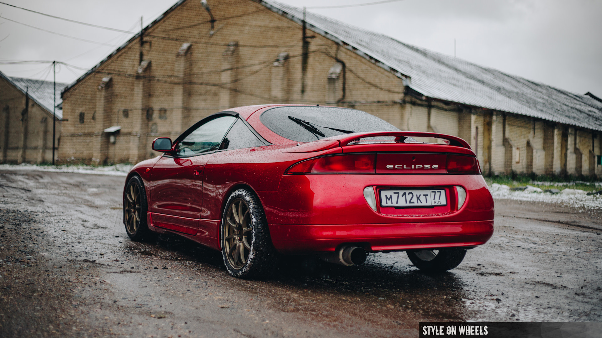 Mitsubishi Eclipse 2g Red