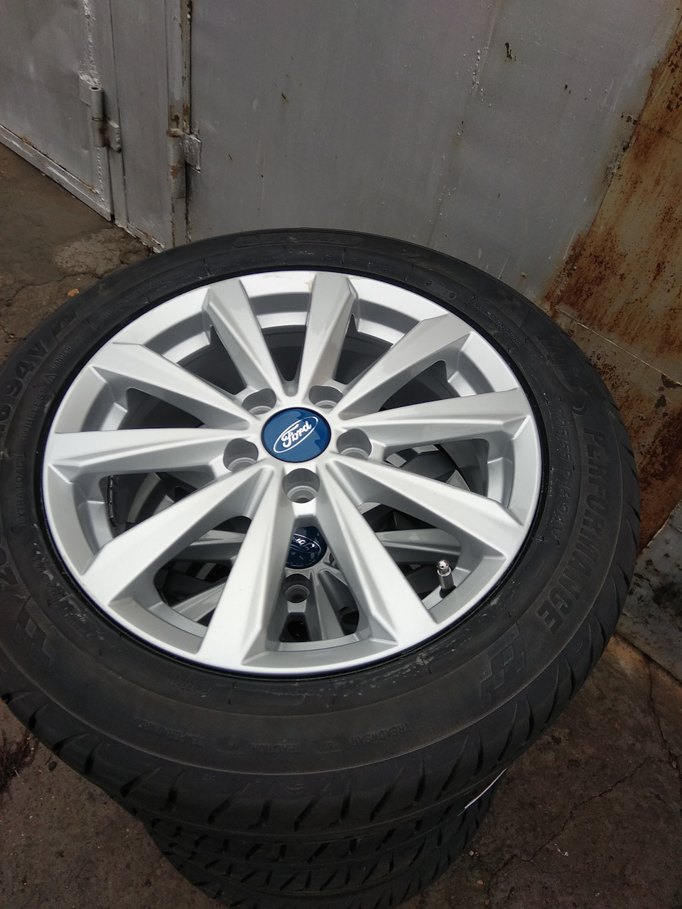 Летняя резина — Ford Focus III Hatchback, 1,6 л, 2013 года | колёсные ...