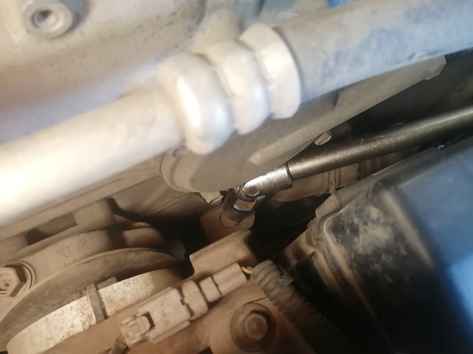 Замена подшипников генератора NISSAN TEANA — Nissan Teana (J31), 2,3 л ...