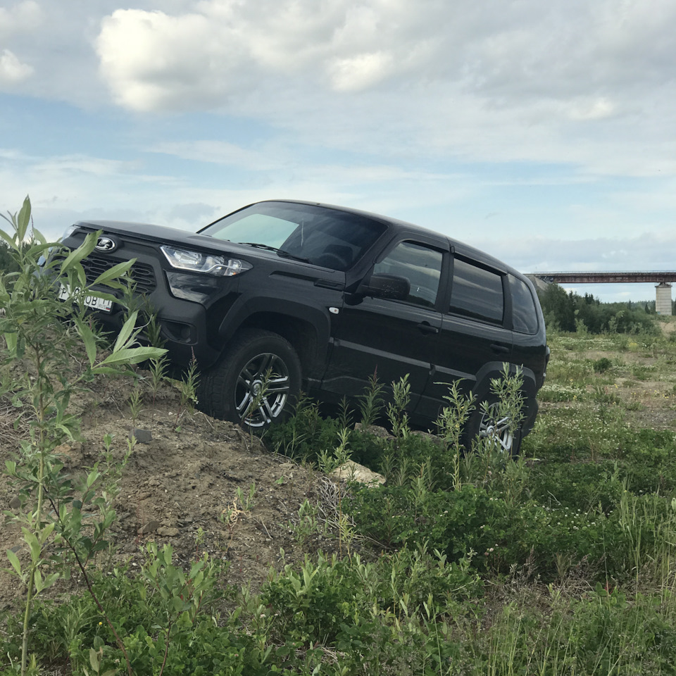 Музыка установлена. — Lada Niva Travel, 1,7 л, 2021 года | автозвук | DRIVE2