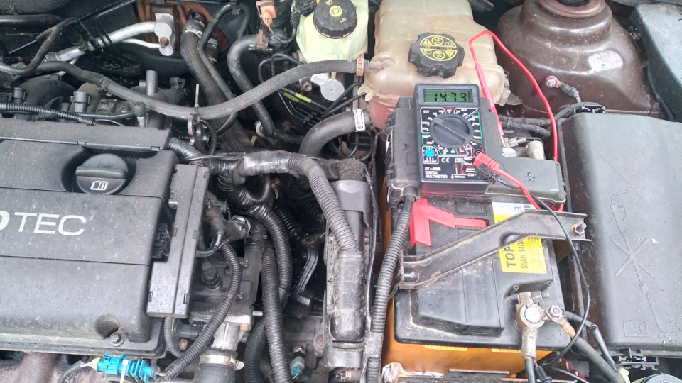 Падает зарядка — Chevrolet Cruze (1G), 1,6 л, 2013 года | электроника ...