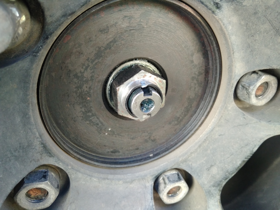 Уплотнение уплотнителя окон, грязь в салоне и расход топлива. — Lada ...