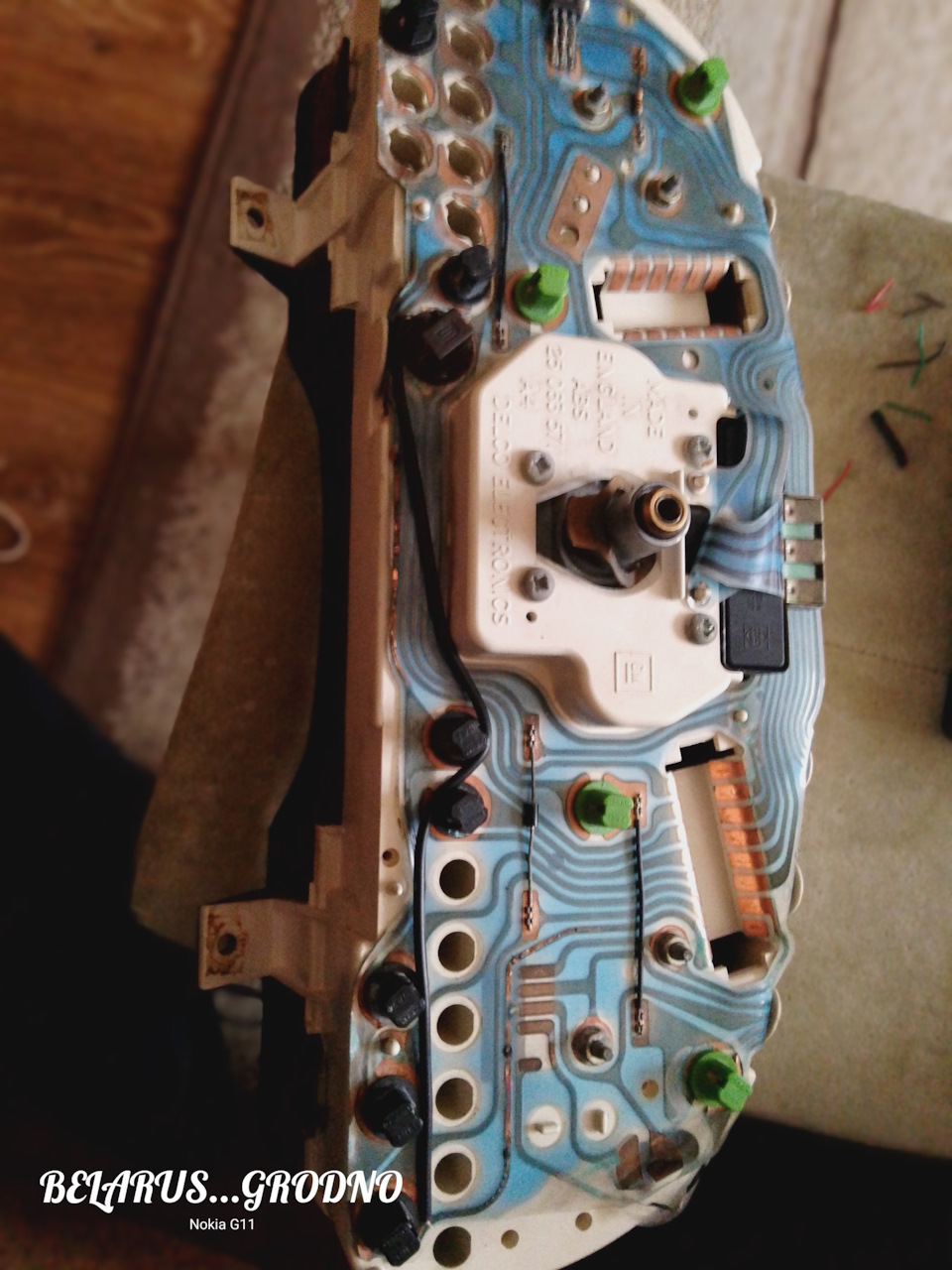 Не загорается лампа зарядки(аккумулятор)Но при запуске загорается ...