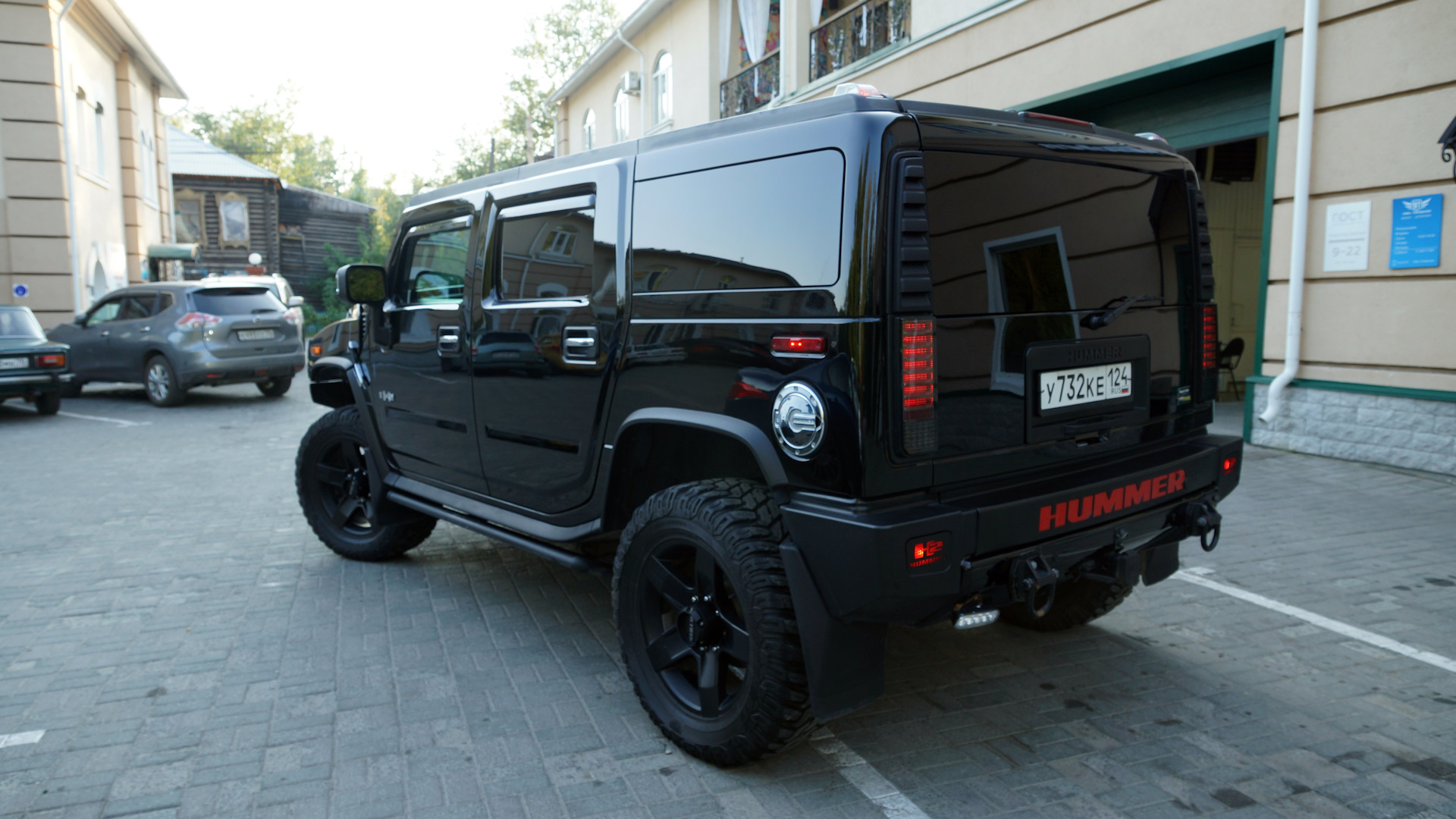 Hummer h2 черного цвета