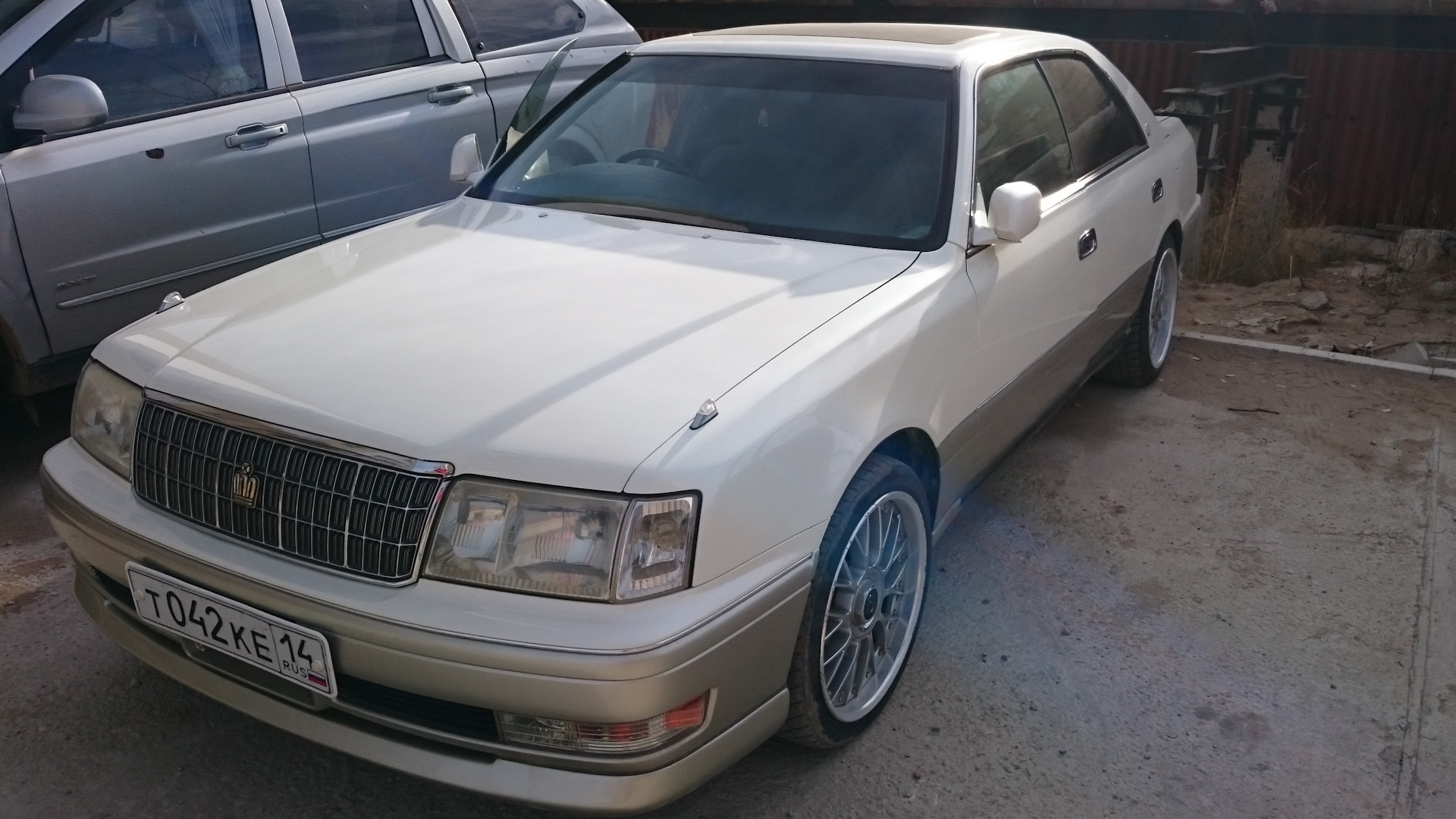 Toyota Crown (S150) 2.5 бензиновый 1996 | <<<Правильный смысл>>> на DRIVE2