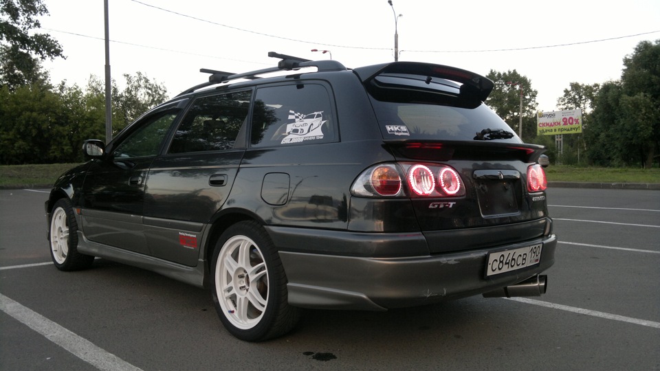 Бампер передний на тойоту калдину 1991-х. Тойота калдина универсал 2000. Калдина gtt 215. Калдина 1999 года. Цвета тойота калдина.