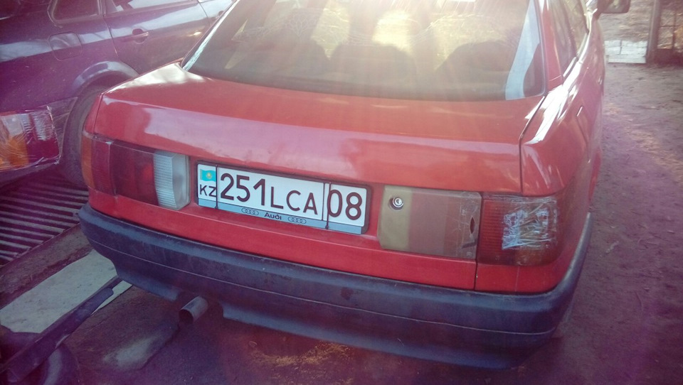Замена задних фар! — Audi 80 (B3), 1,8 л, 1989 года | кузовной ремонт ...