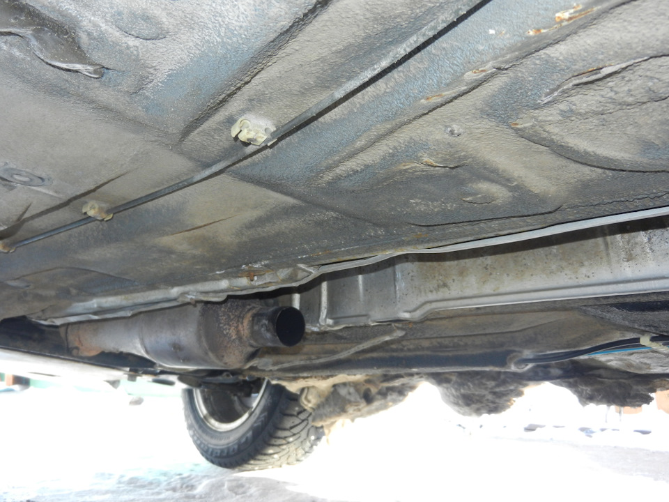 Не удачный запуск в -25.Разорвало глушитель. — Volkswagen Passat B3, 2 ...