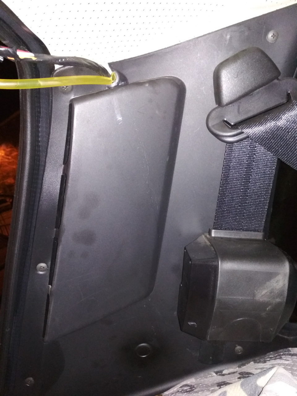 Порвался шланг омывателя — Lada 4x4 3D, 1,7 л, 2015 года | поломка | DRIVE2