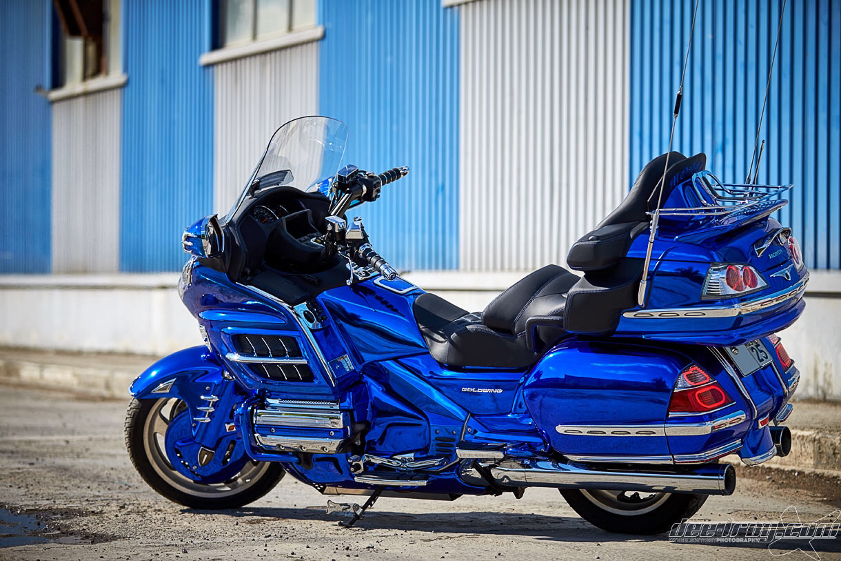 Хонда хром. Honda Goldwing Blue. Gold Wing 1800 голубой. Goldwing 1500 se темно синий цвет. Blue Chrome gl1800.