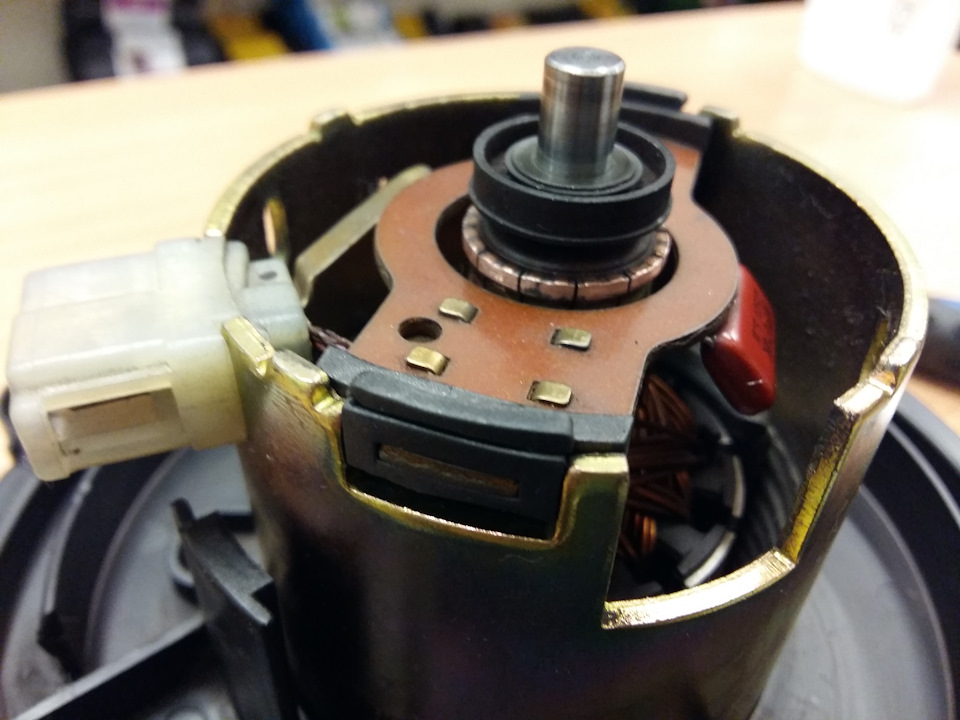 Фото в бортжурнале KIA Sorento (1G)